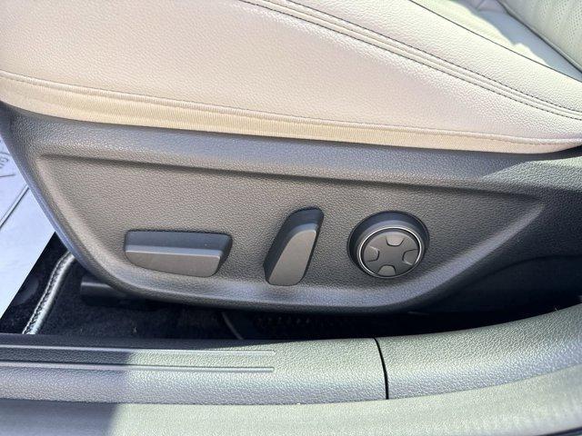 new 2025 Genesis G70 car, priced at $51,120