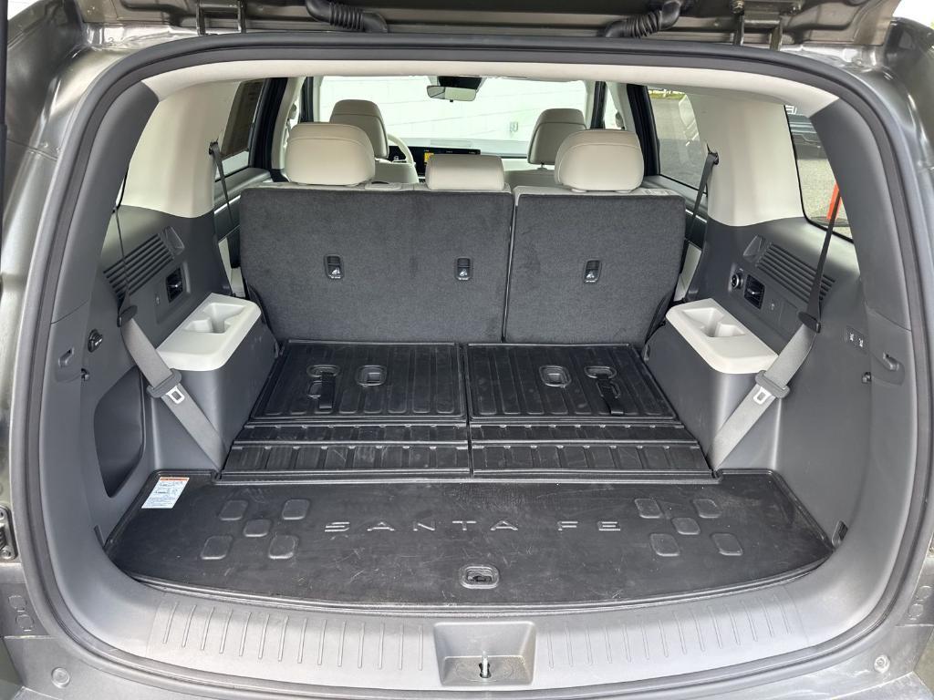 used 2026 Hyundai Santa Fe car, priced at $37,900