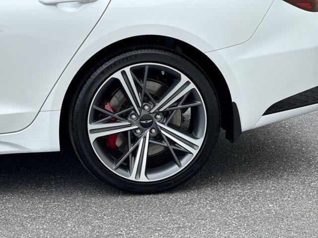 new 2025 Genesis G70 car, priced at $60,085