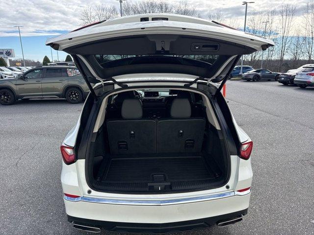 used 2022 Acura MDX car, priced at $31,900
