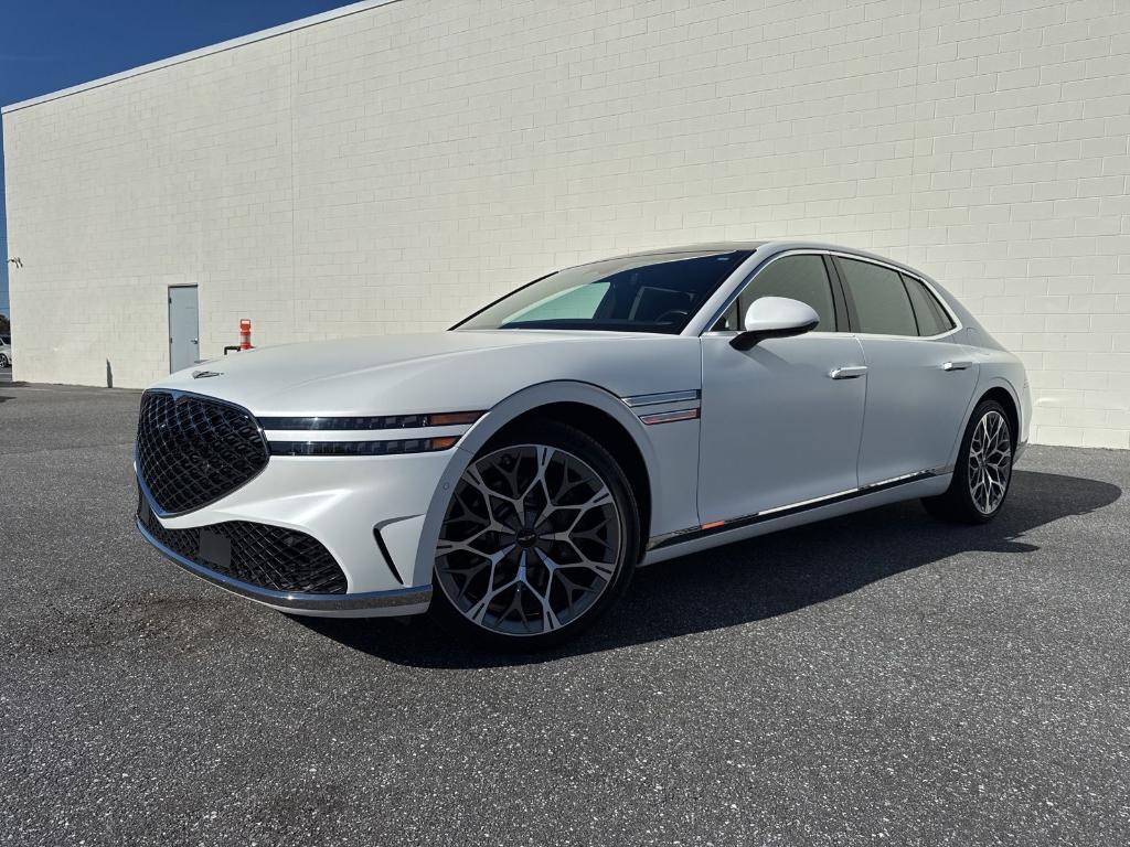 used 2023 Genesis G90 car, priced at $65,900