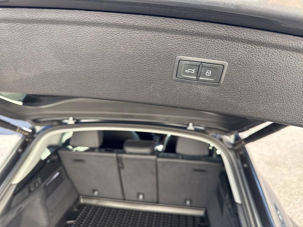 used 2023 Audi Q5 car, priced at $31,900