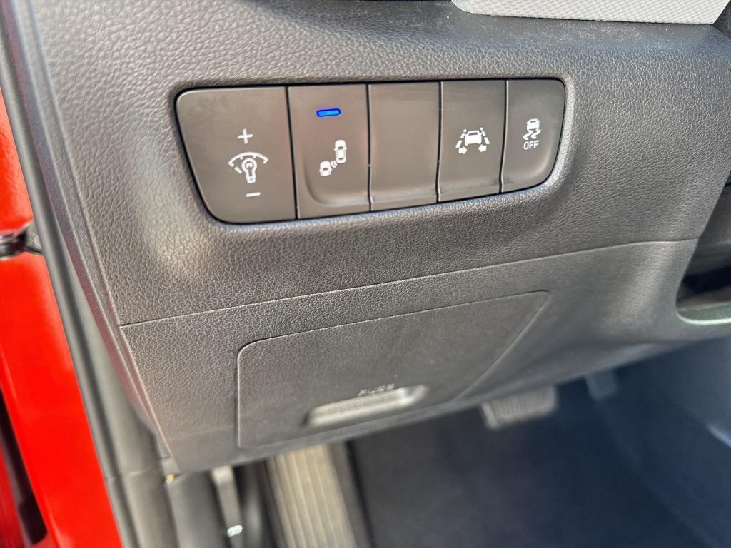 used 2020 Hyundai Kona car, priced at $10,900