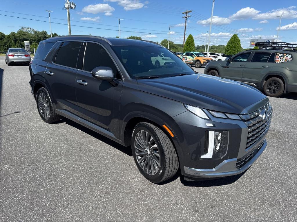 used 2024 Hyundai Palisade car, priced at $37,799