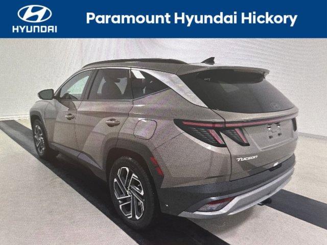used 2025 Hyundai TUCSON Hybrid car, priced at $39,900
