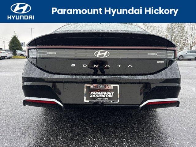 used 2025 Hyundai Sonata Hybrid car, priced at $34,900