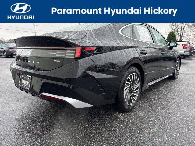 used 2025 Hyundai Sonata Hybrid car, priced at $34,900