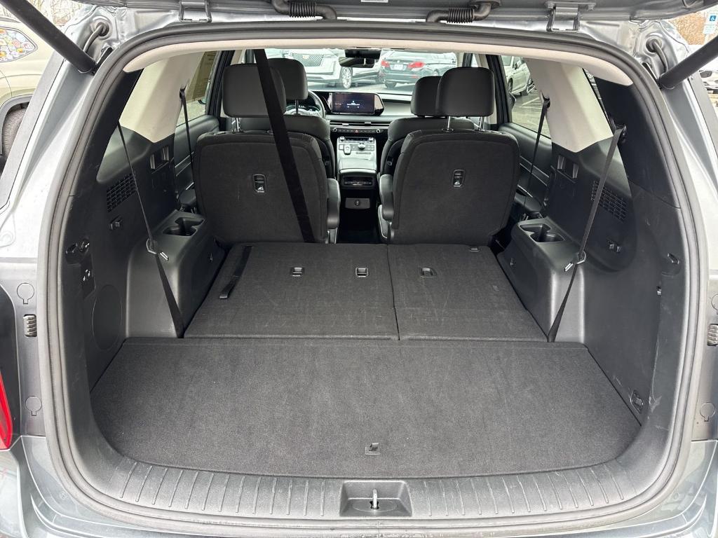 used 2025 Hyundai Palisade car, priced at $37,900