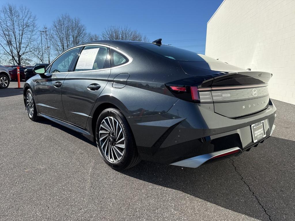 used 2025 Hyundai Sonata Hybrid car, priced at $31,600