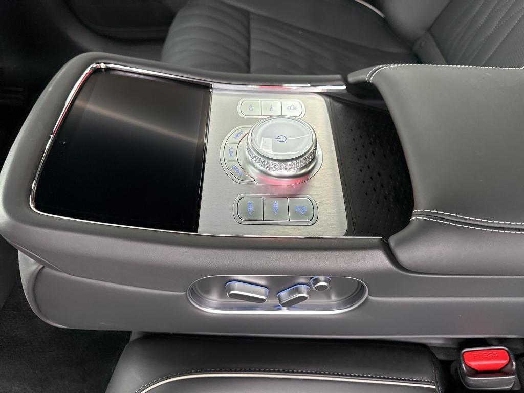 used 2025 Genesis G90 car, priced at $78,900