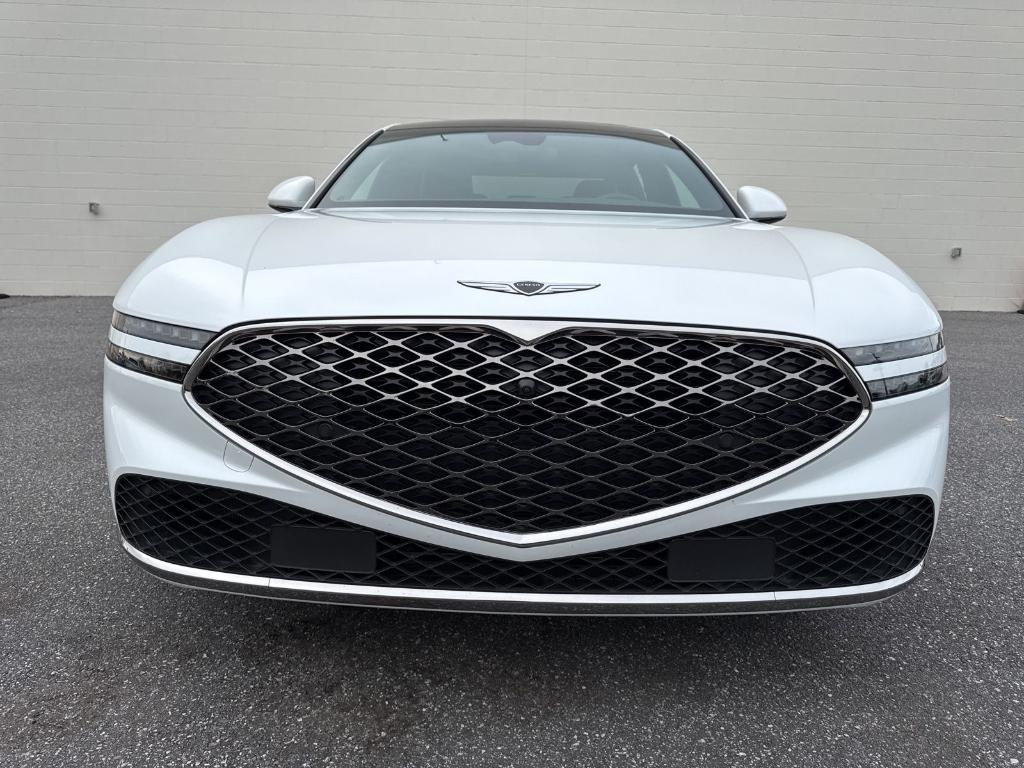 used 2025 Genesis G90 car, priced at $78,900