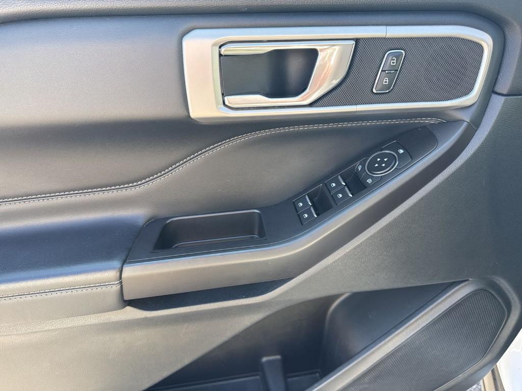 used 2020 Ford Explorer car, priced at $16,900