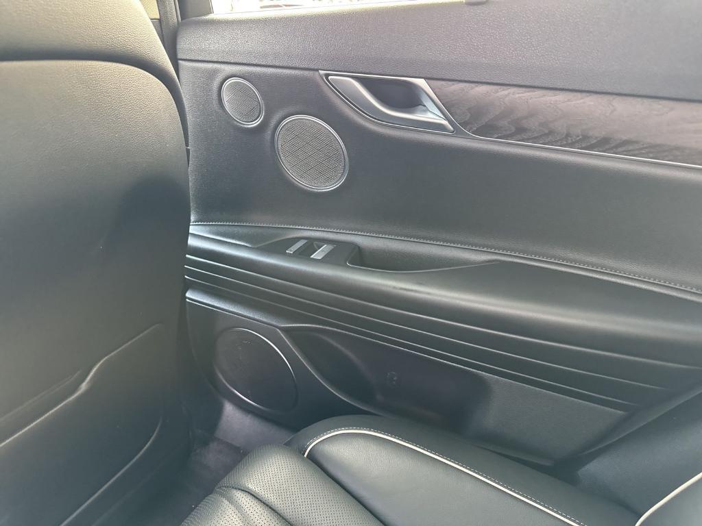 used 2021 Genesis G80 car, priced at $28,900