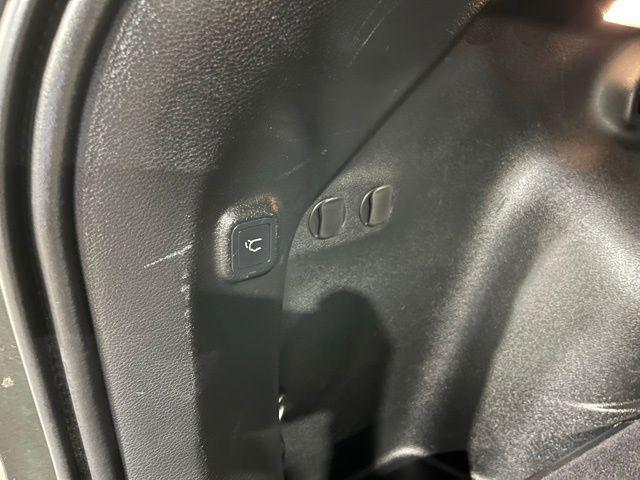 used 2019 Jeep Cherokee car, priced at $13,100