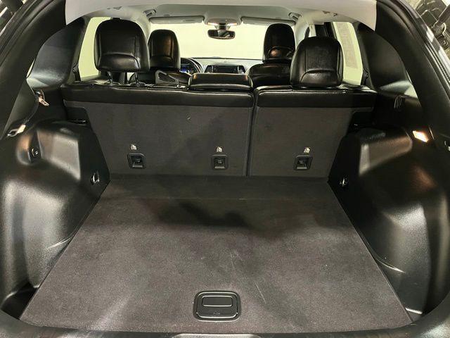 used 2019 Jeep Cherokee car, priced at $13,100