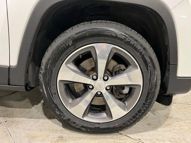 used 2020 Jeep Cherokee car, priced at $17,800