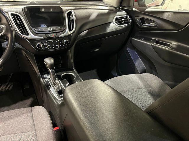 used 2022 Chevrolet Equinox car, priced at $17,300