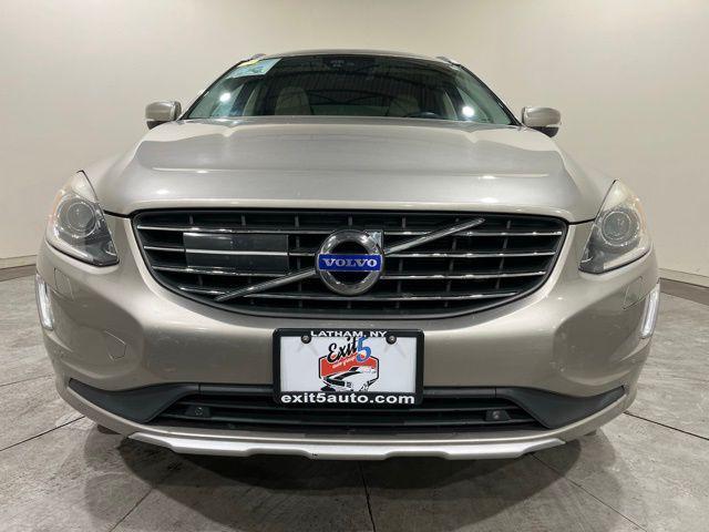 used 2015 Volvo XC60 car, priced at $12,100
