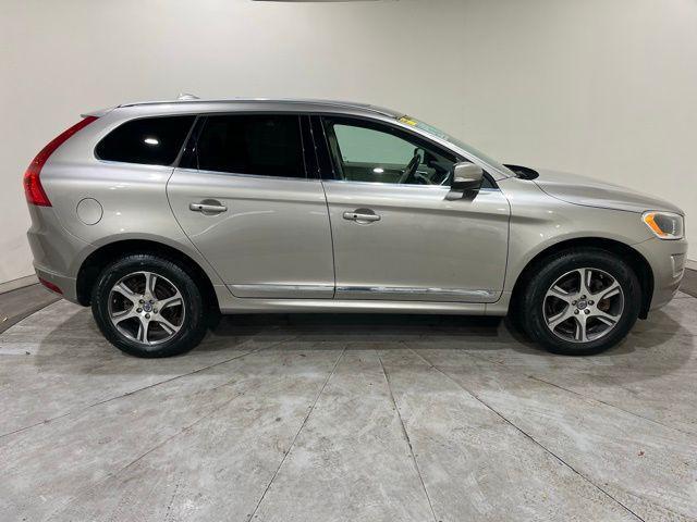 used 2015 Volvo XC60 car, priced at $12,100