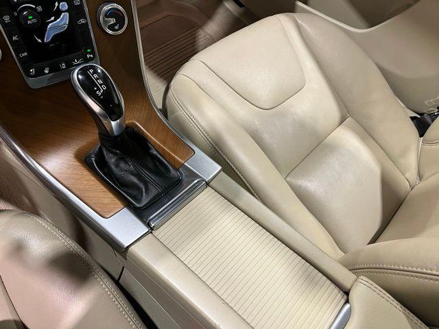 used 2015 Volvo XC60 car, priced at $12,100