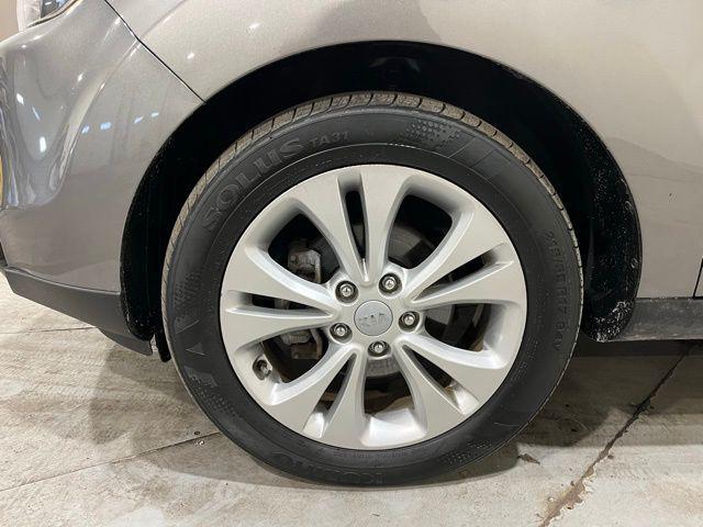 used 2016 Kia Soul car, priced at $9,300