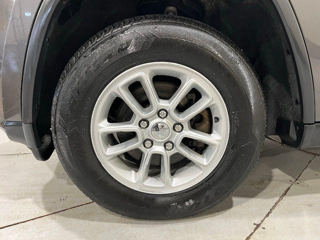 used 2018 Jeep Grand Cherokee car, priced at $11,800