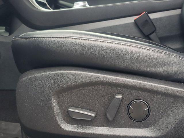 used 2022 Ford Edge car, priced at $19,900