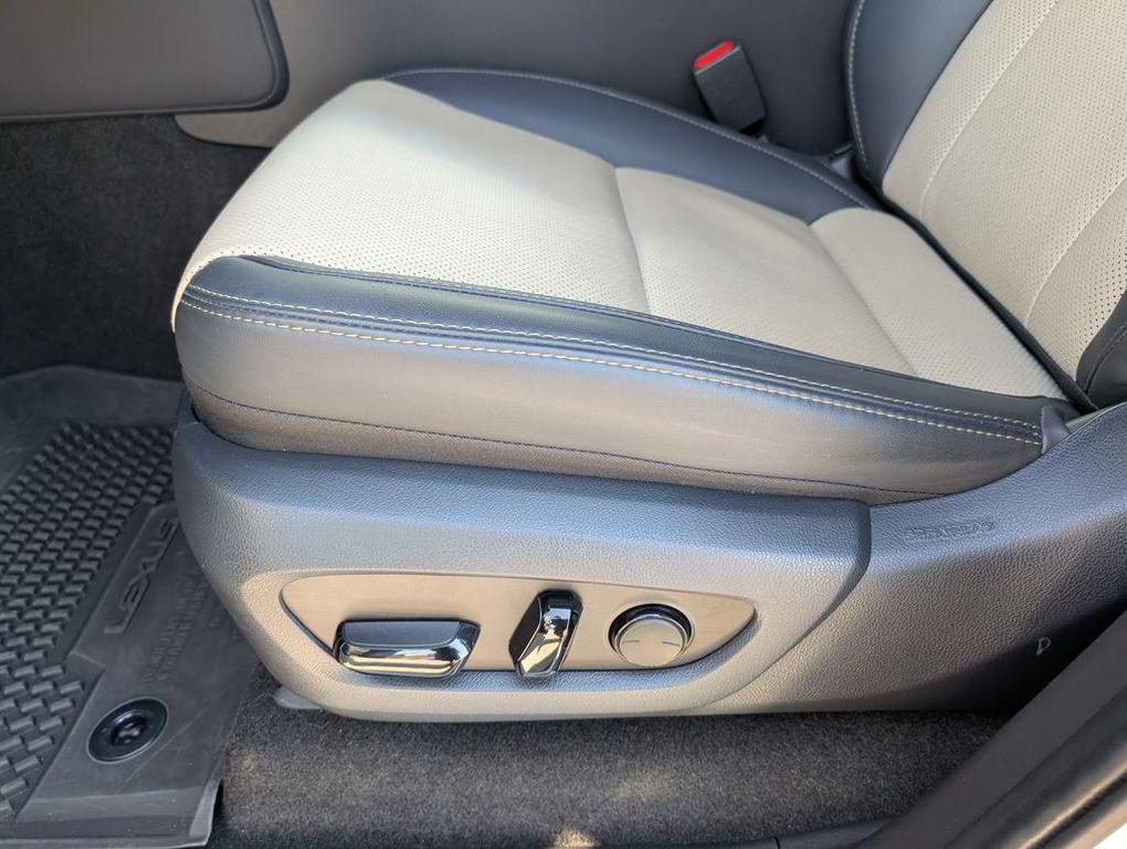 used 2024 Lexus GX 550 car, priced at $82,823