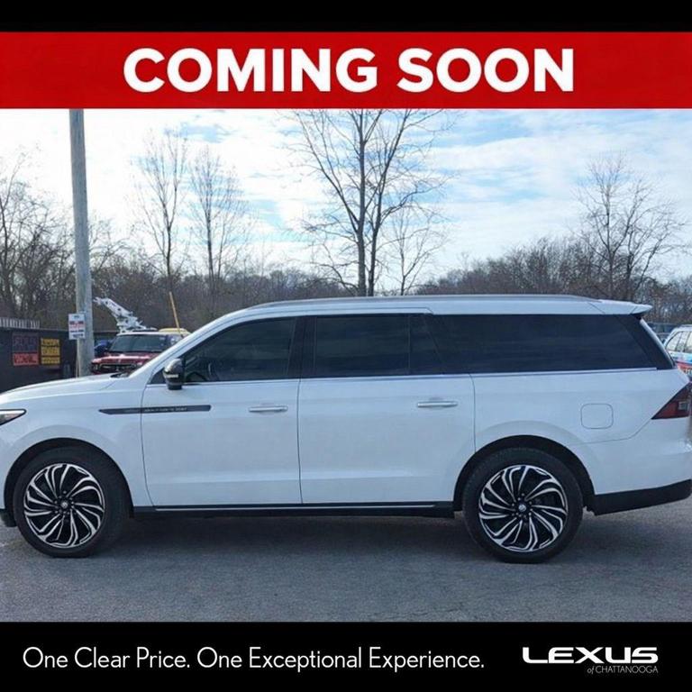 used 2025 Lincoln Navigator car, priced at $107,989