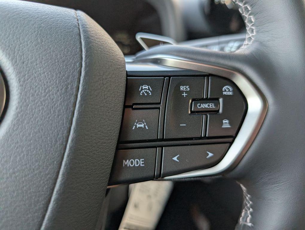 new 2025 Lexus LX 700h car, priced at $122,453