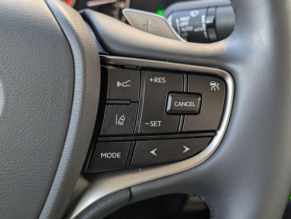 used 2025 Lexus ES 350 car, priced at $45,298