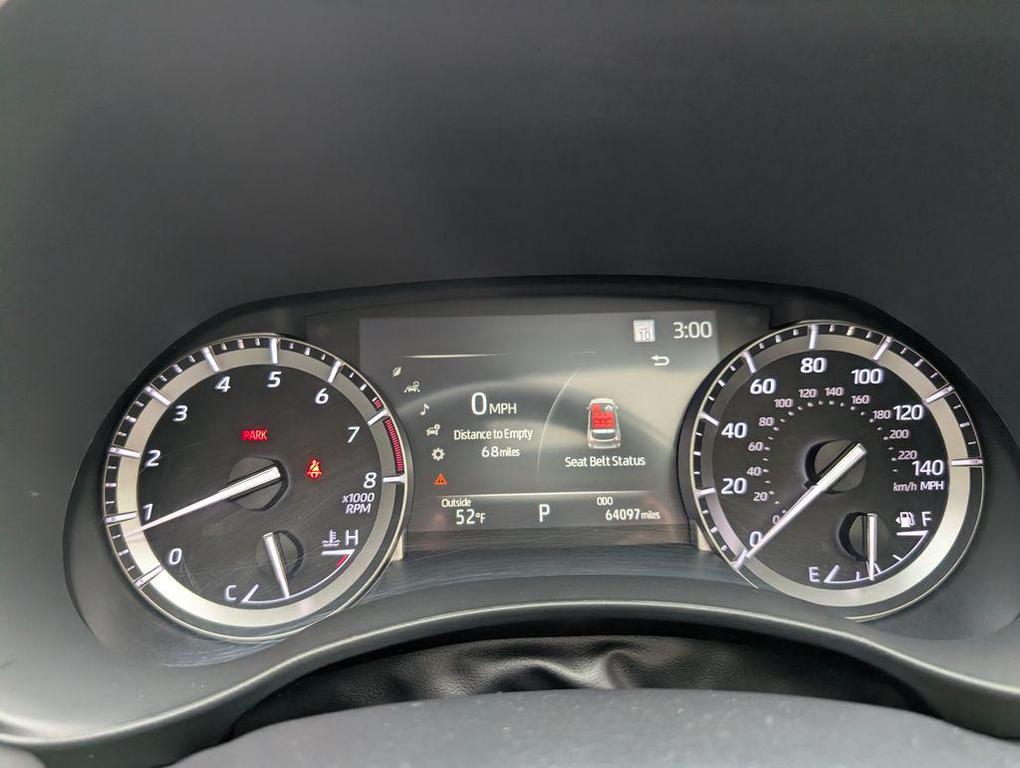 used 2022 Toyota Highlander car, priced at $33,645