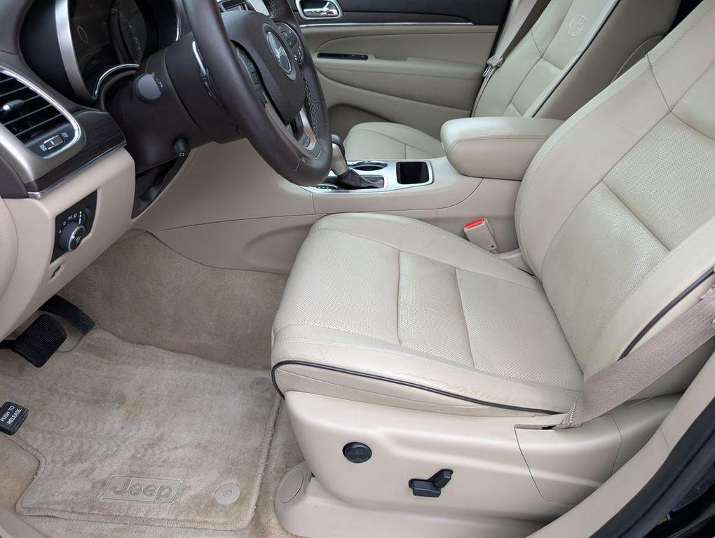 used 2017 Jeep Grand Cherokee car, priced at $16,962