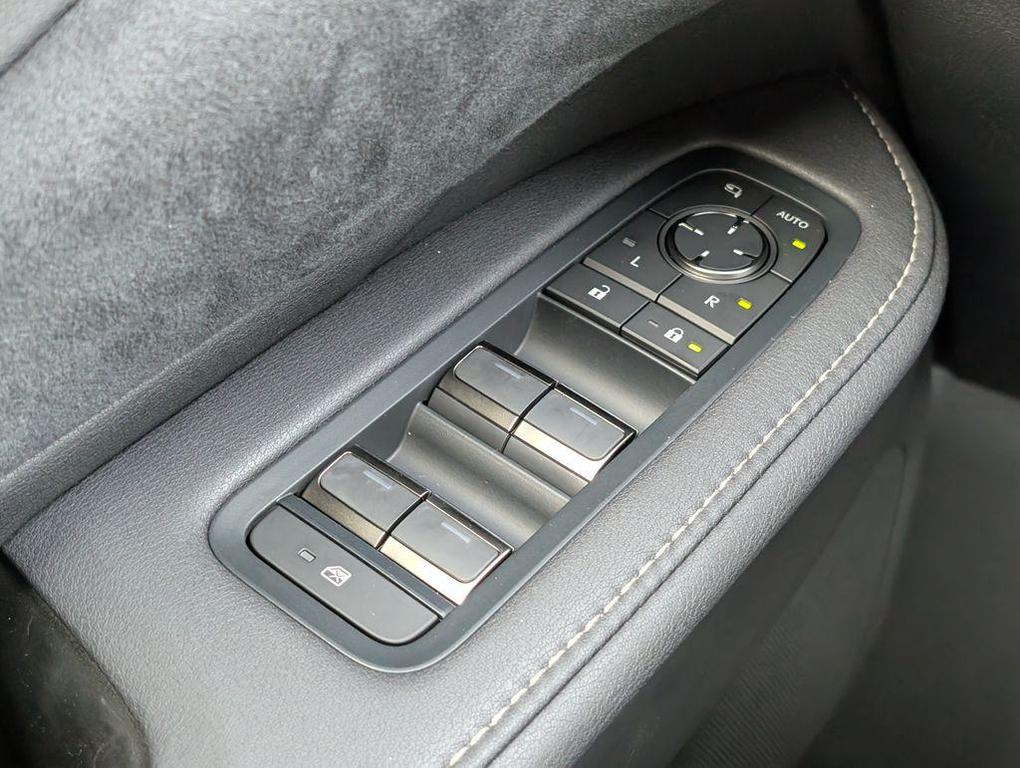 new 2026 Lexus TX 500h car, priced at $76,037