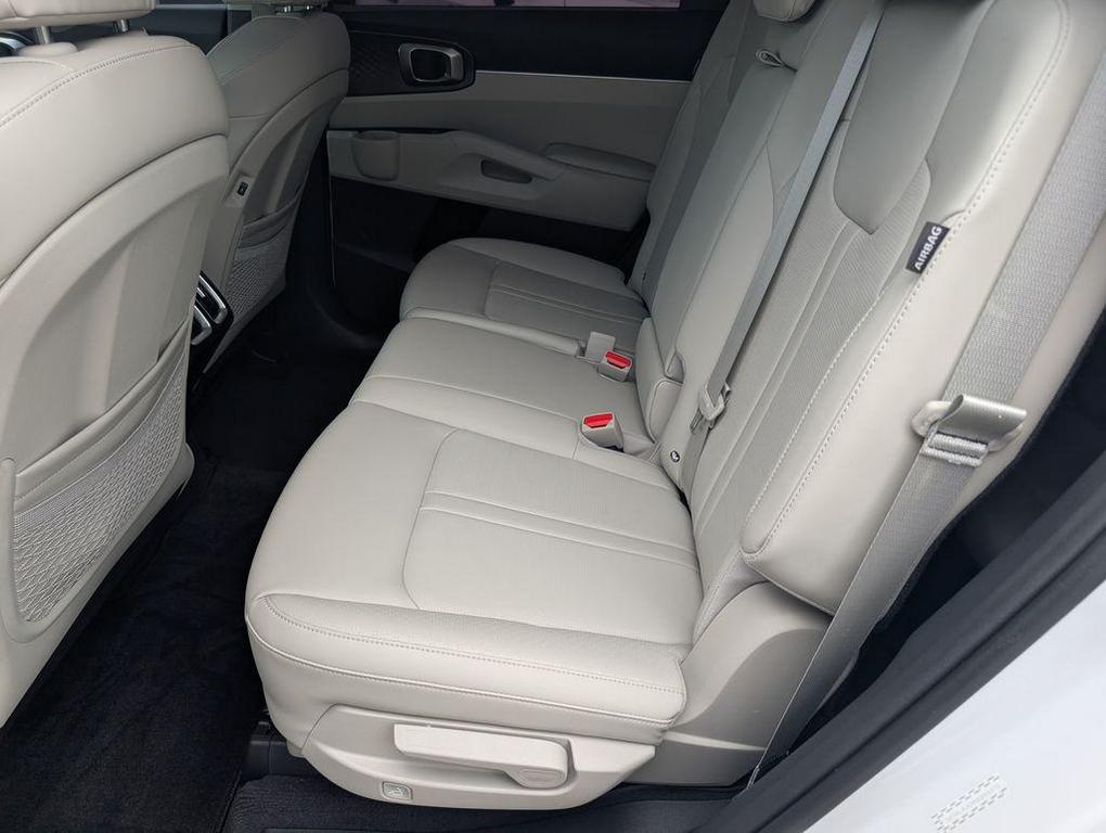 used 2024 Kia Sorento car, priced at $31,792