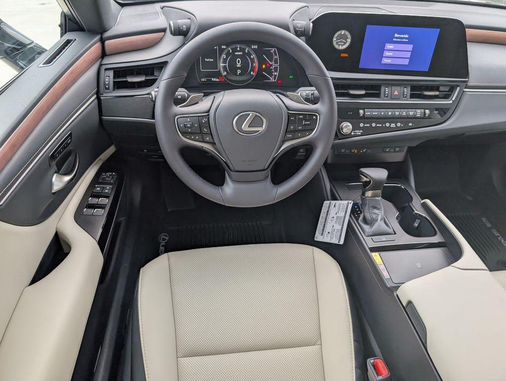 new 2025 Lexus ES 350 car, priced at $47,980