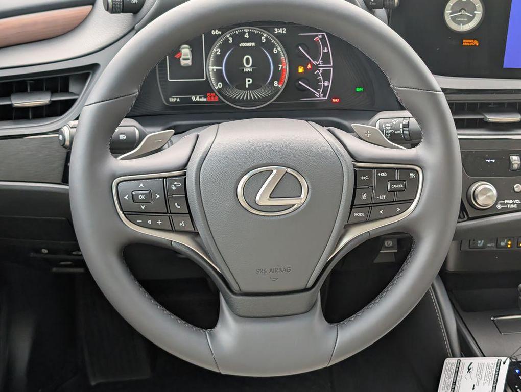 new 2025 Lexus ES 350 car, priced at $47,980