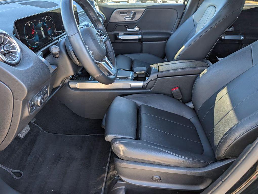 used 2022 Mercedes-Benz GLB 250 car, priced at $19,998