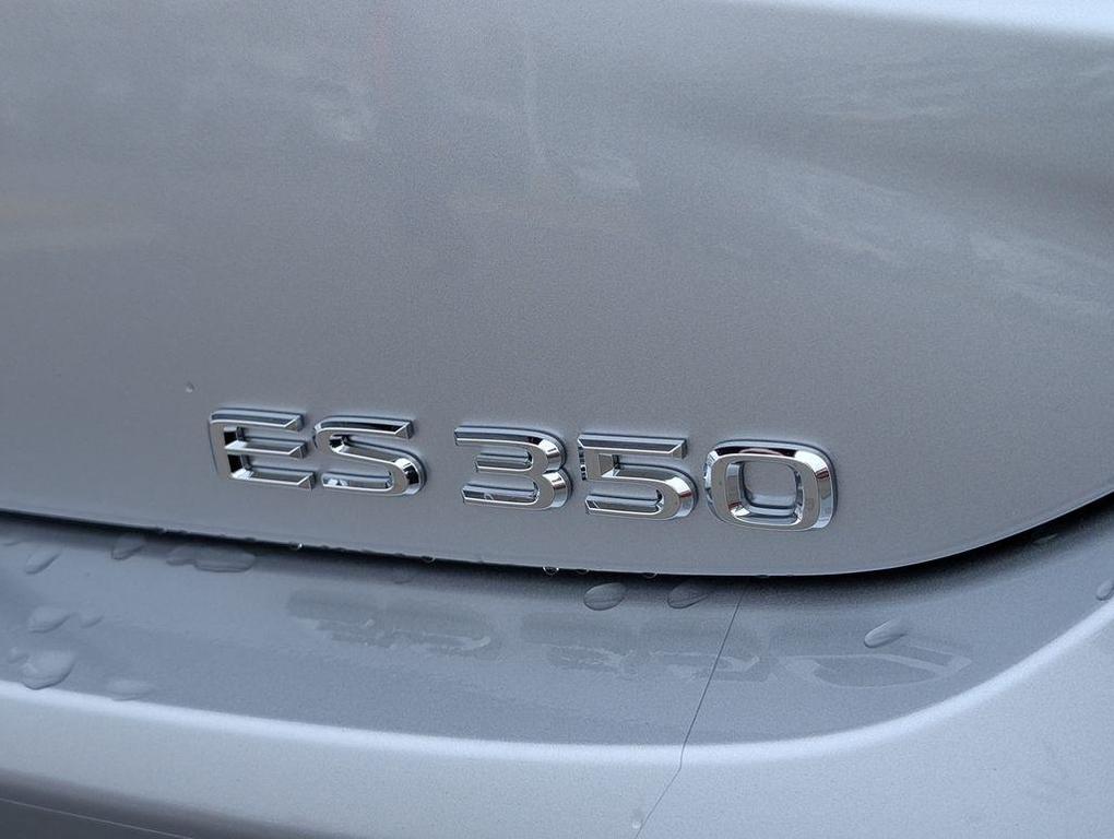 new 2025 Lexus ES 350 car, priced at $48,555