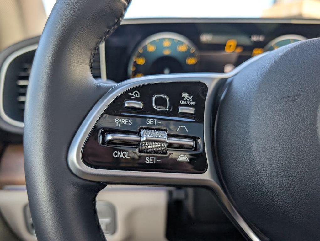 used 2023 Mercedes-Benz GLE 350 car, priced at $48,498