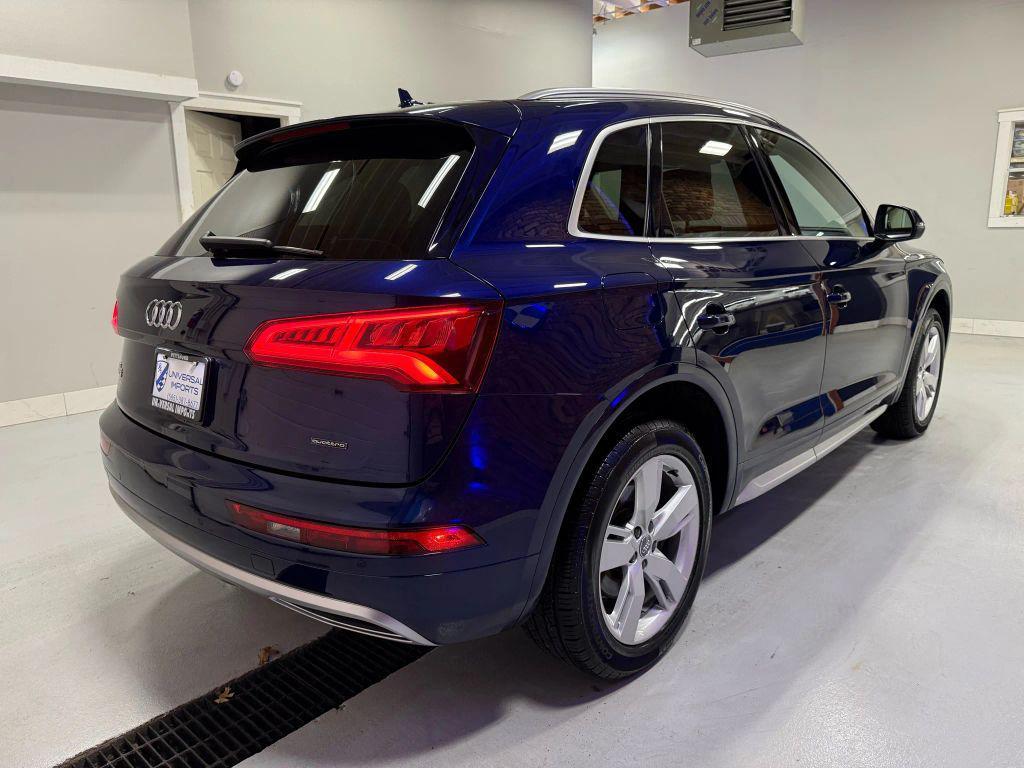 used 2019 Audi Q5 car