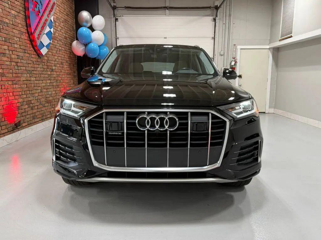 used 2023 Audi Q7 car