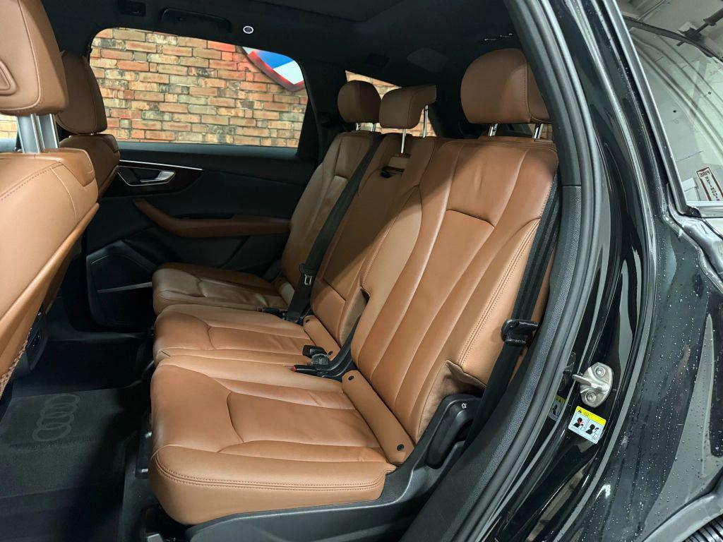 used 2022 Audi Q7 car, priced at $36,285