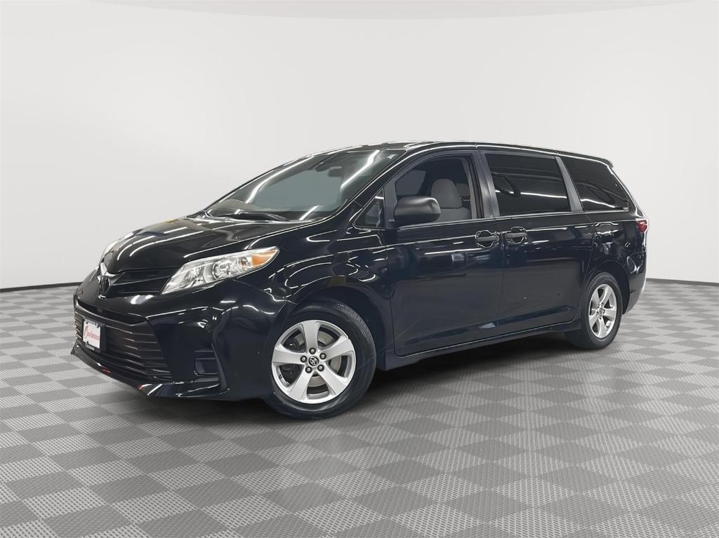 2020 Midnight Black Metallic Toyota Sienna