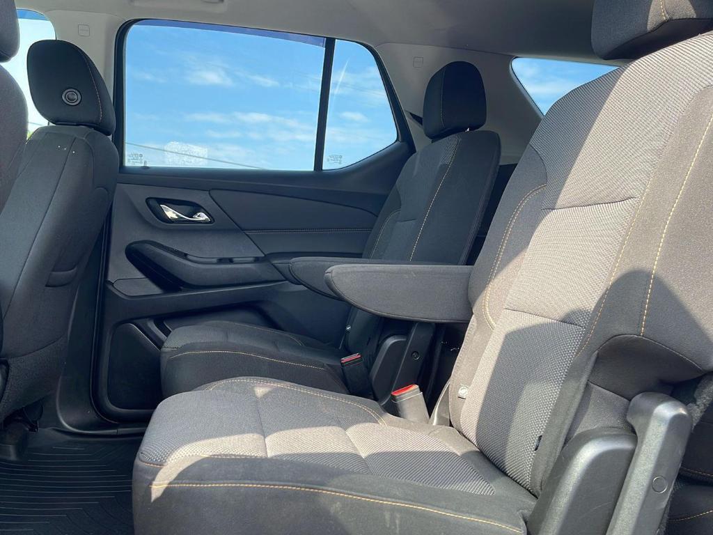 used 2020 Chevrolet Traverse car, priced at $16,500