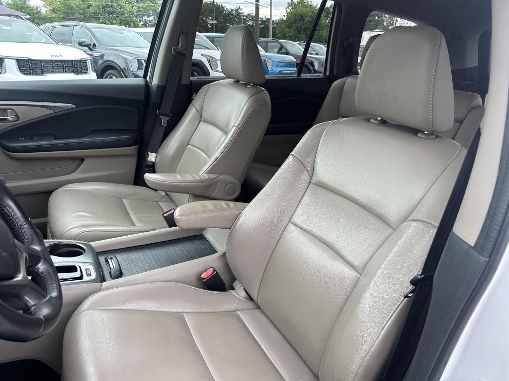 used 2020 Honda Pilot car, priced at $22,000