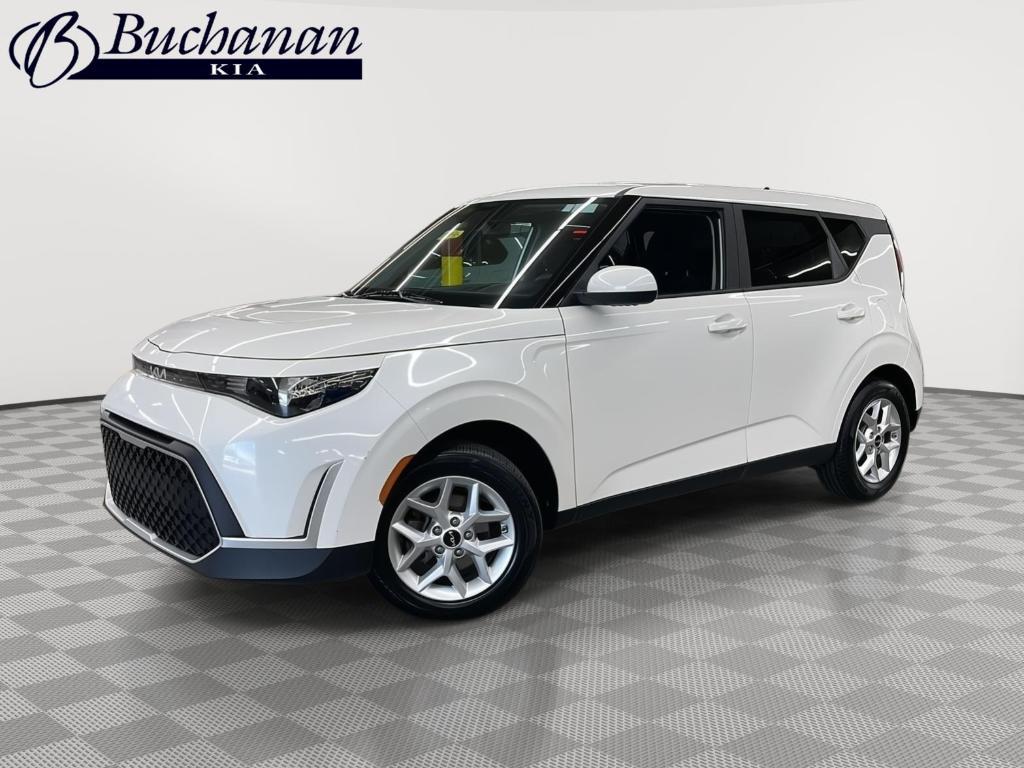 used 2025 Kia Soul car, priced at $17,000