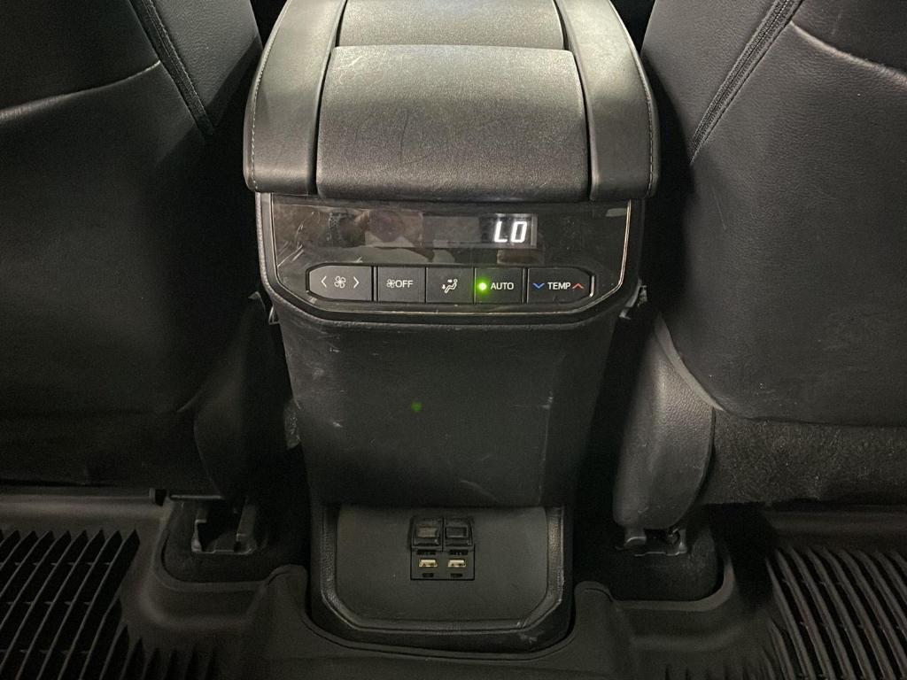 used 2021 Toyota Highlander car, priced at $28,500