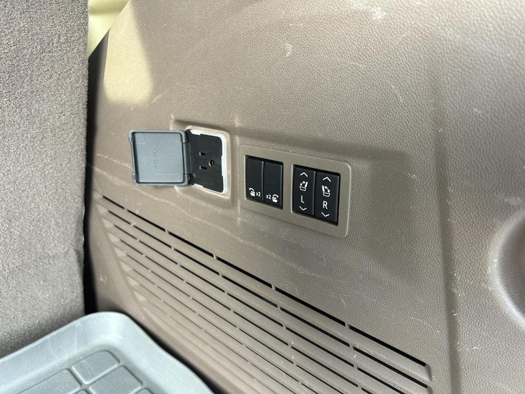 used 2021 GMC Yukon car, priced at $53,500