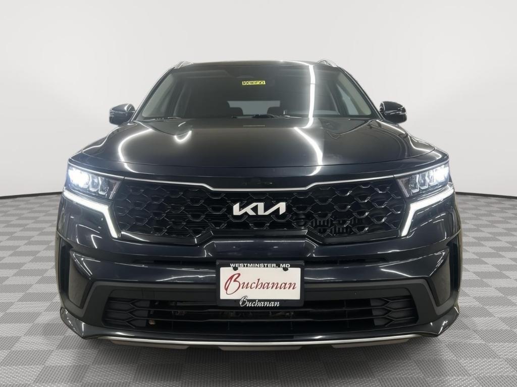 used 2022 Kia Sorento Hybrid car, priced at $23,500